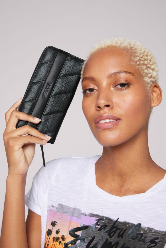 Geldbörse aus strukturiertem Kunstleder black