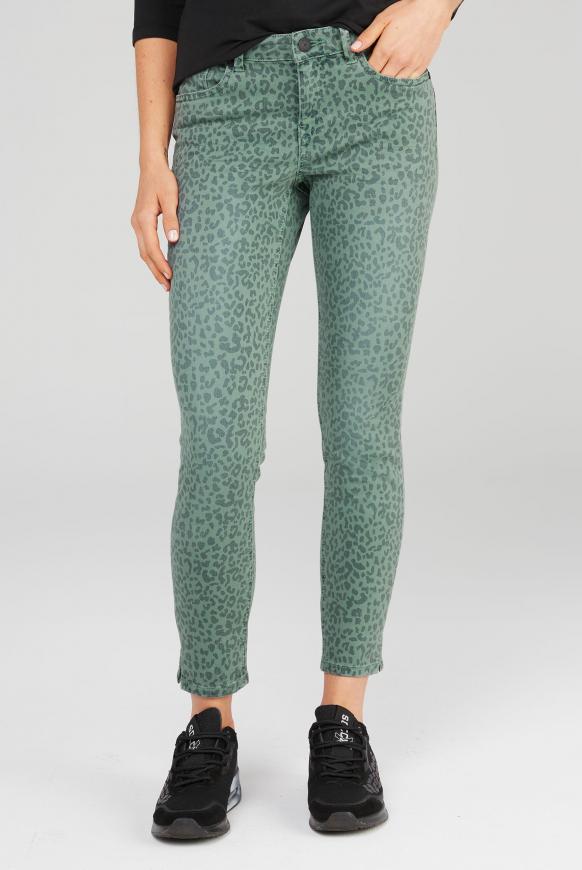 Jeans MI:RA mit Leo Print matcha green