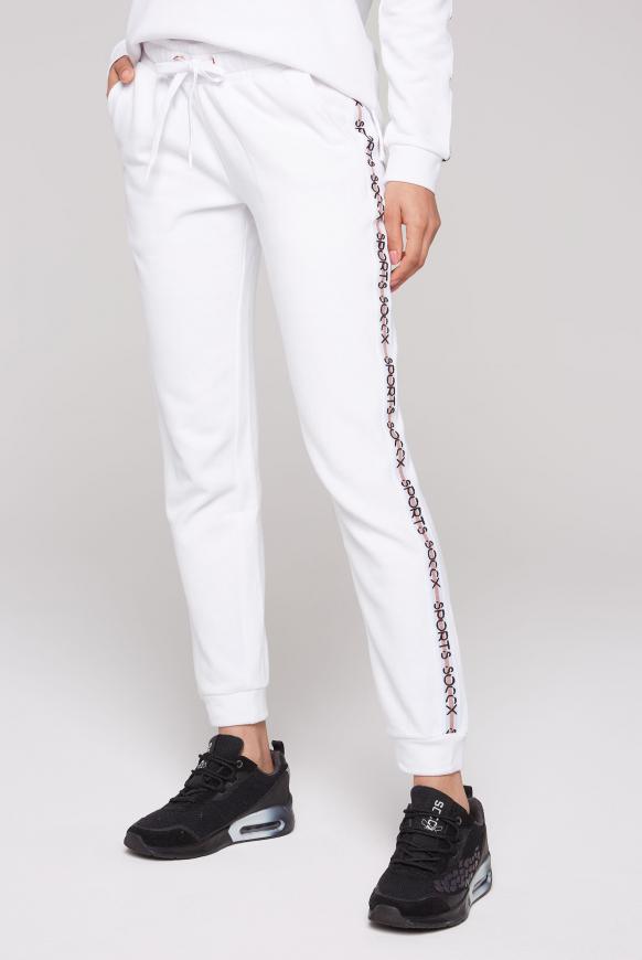 Jogginghose mit Logo Tape an den Seiten opticwhite
