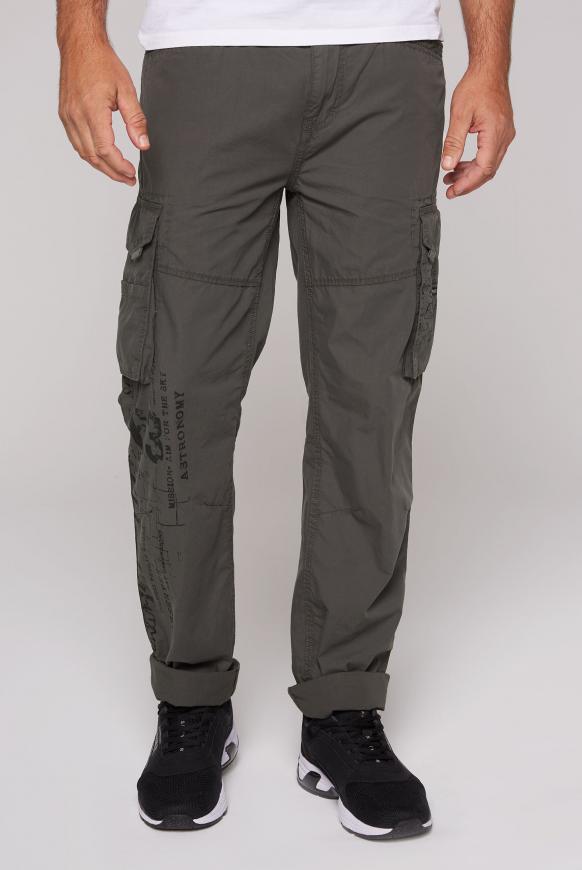 Leichte Cargohose mit Label Prints