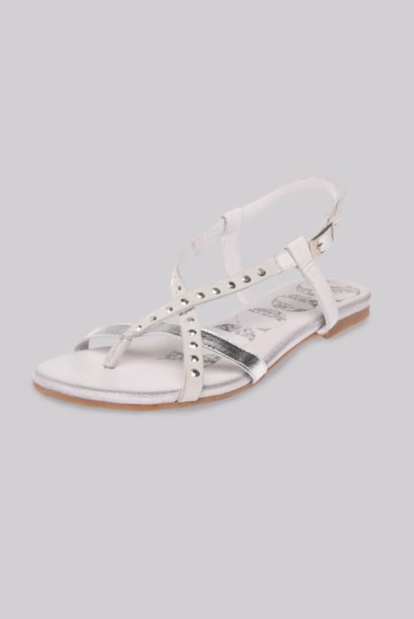 Sandale aus Leder mit Glitzersteinen ivory