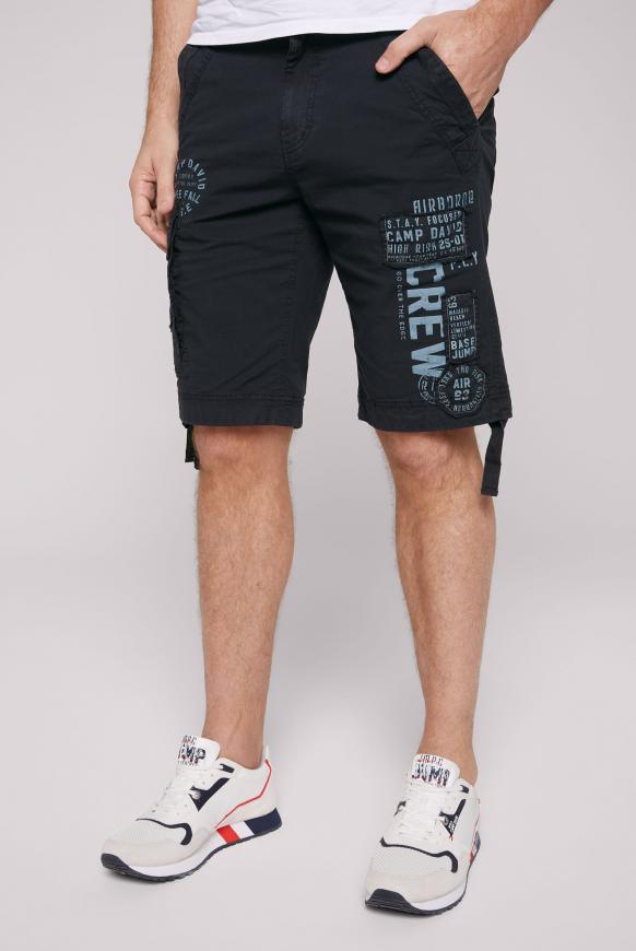 Skater Shorts mit Label-Applikationen deep sea
