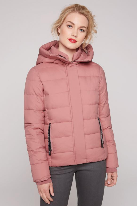 Winterjacke mit Stehkragen und Kapuze