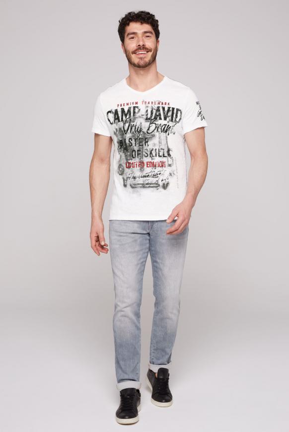 T-Shirt V-Neck mit Photoprint im Used Look