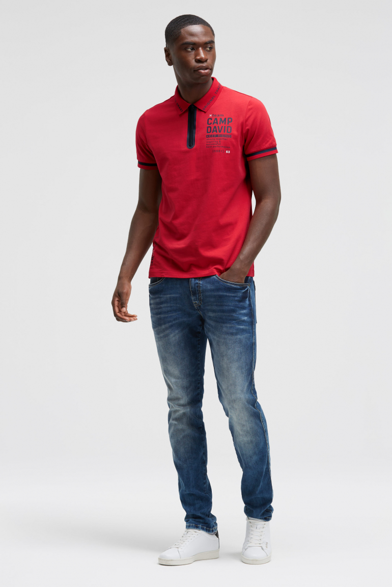 Kurzarmpolo mit Zipper und Folienprints