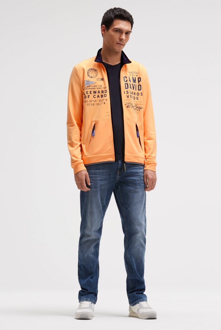 Leichte Sweatjacke mit Label Prints