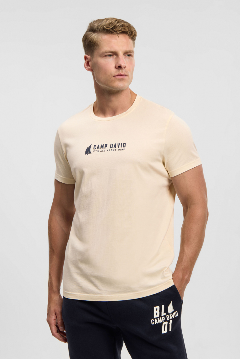 T-Shirt mit Label Print