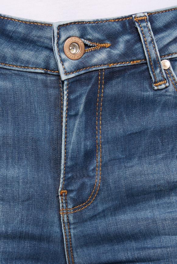 Slim Fit Jeans mit Push-Up-Effekt