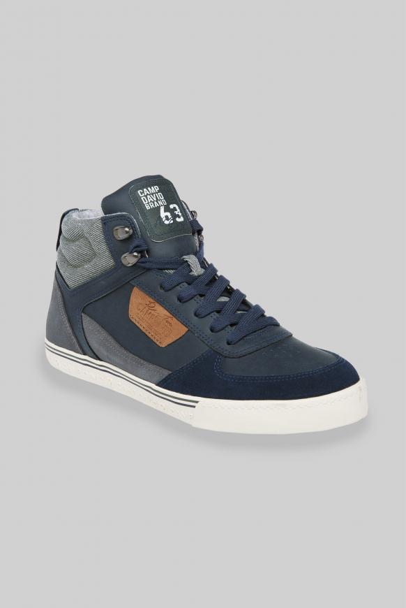 High Top Sneaker mit Label Patches
