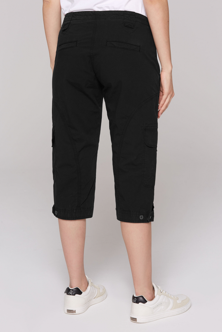 Basic Skater-Shorts mit Beintaschen