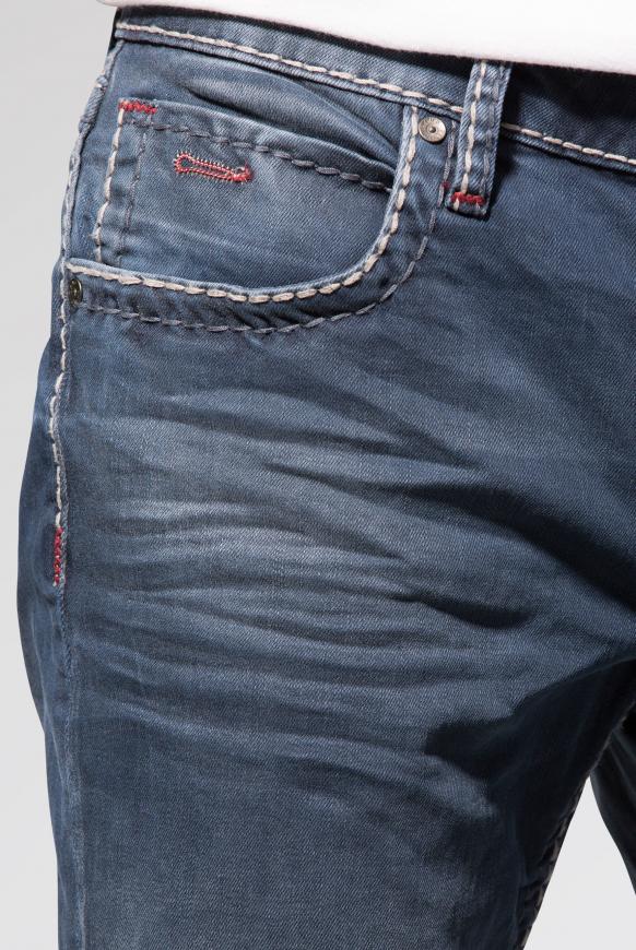 Jeans NI:CO mit Vintage-Waschung und breiten Nähten