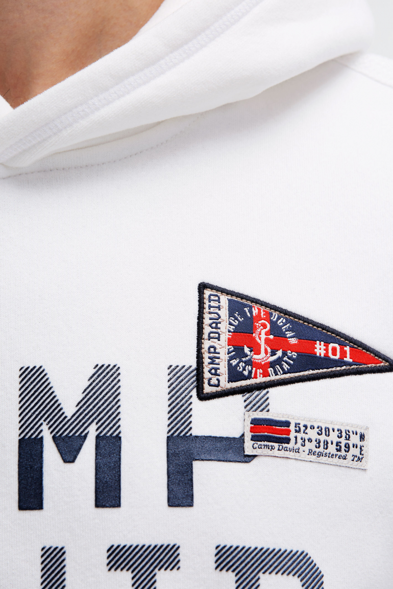 Hoodie mit Rubber Print und Tapes