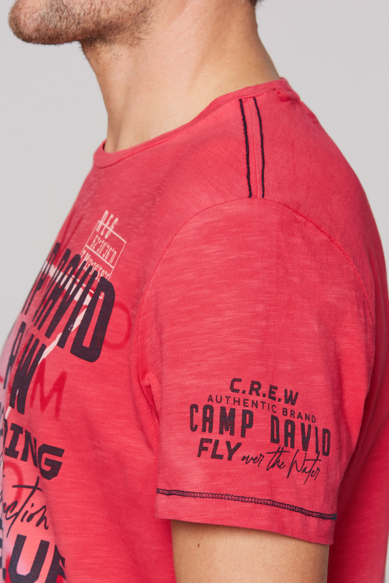 T-Shirt mit diagonalem Dip-Dye-Effekt