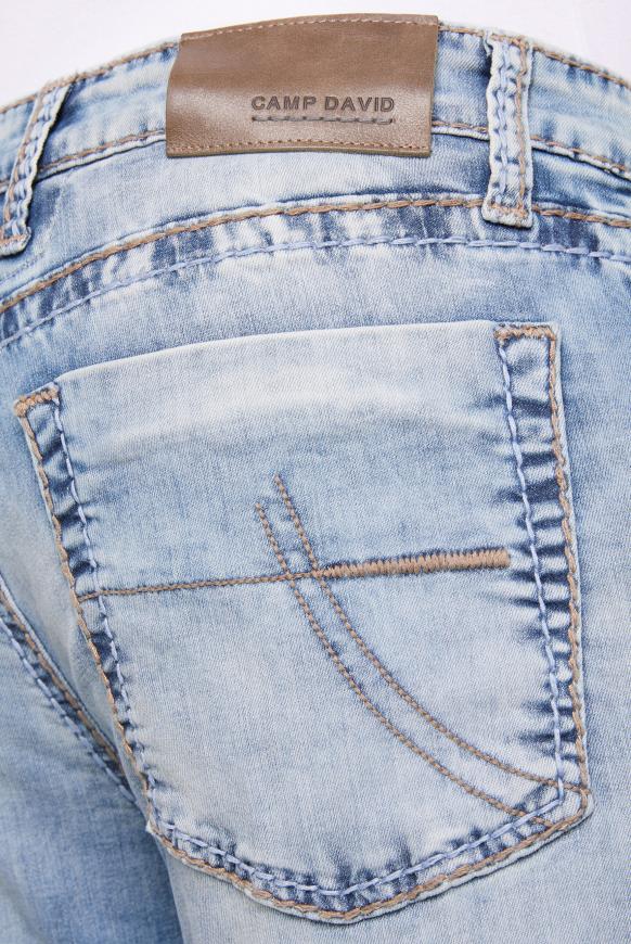 Jeans NI:CO mit heller Waschung