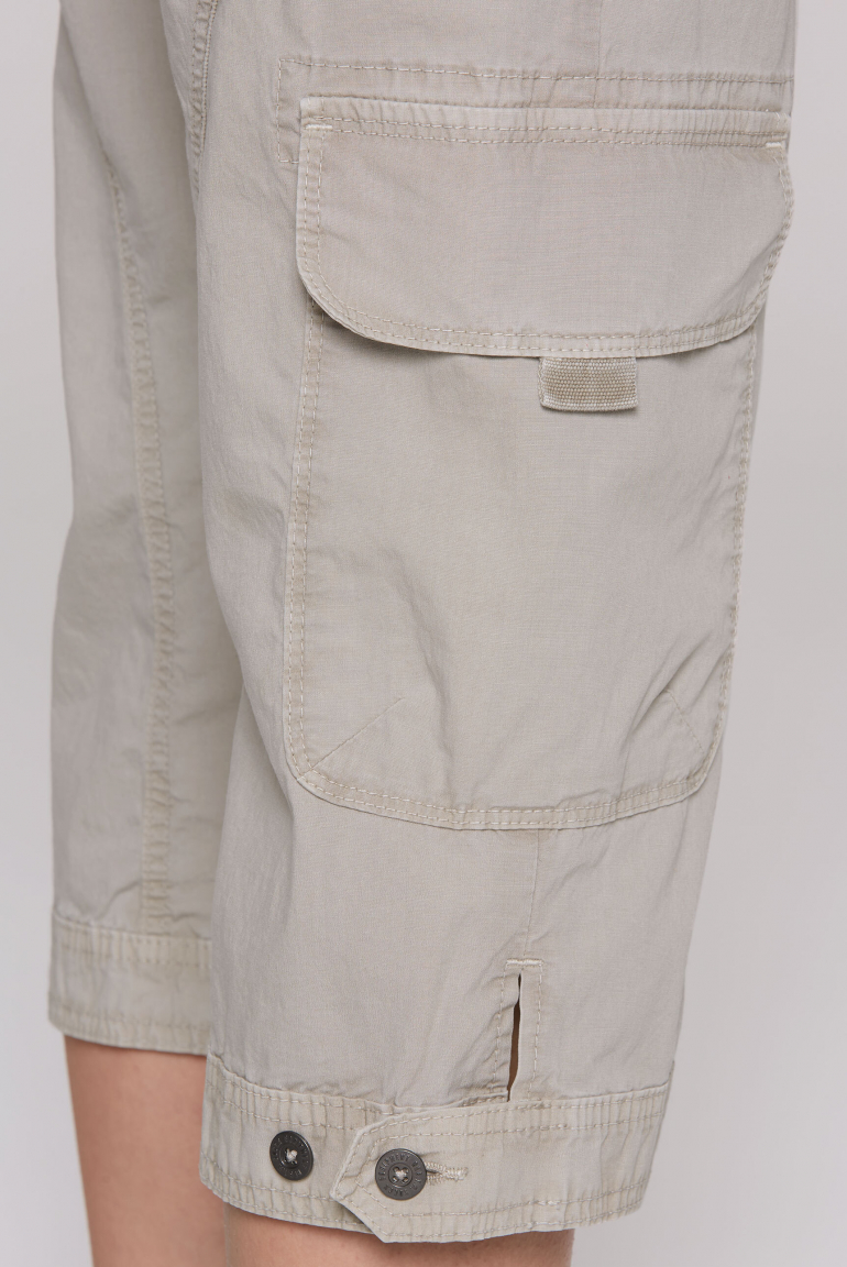 Basic Skater-Shorts mit Beintaschen