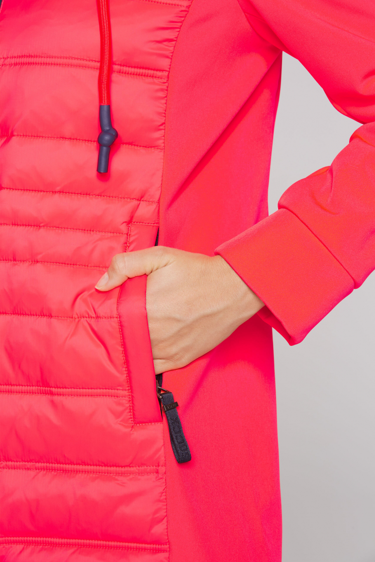 Lange Softshelljacke mit Stepp-Partien