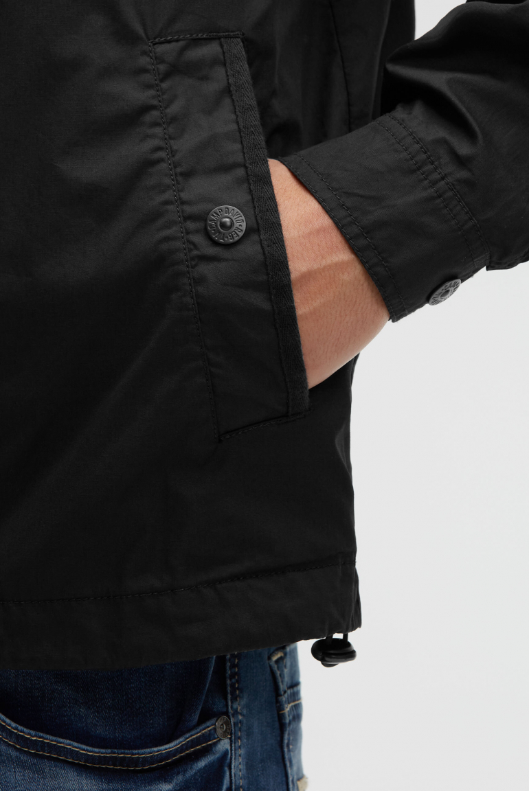 Leichte Kurzjacke im Utility-Stil mit Paper-Coating