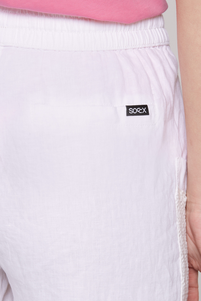 Leinenshorts mit Ajour-Taschen