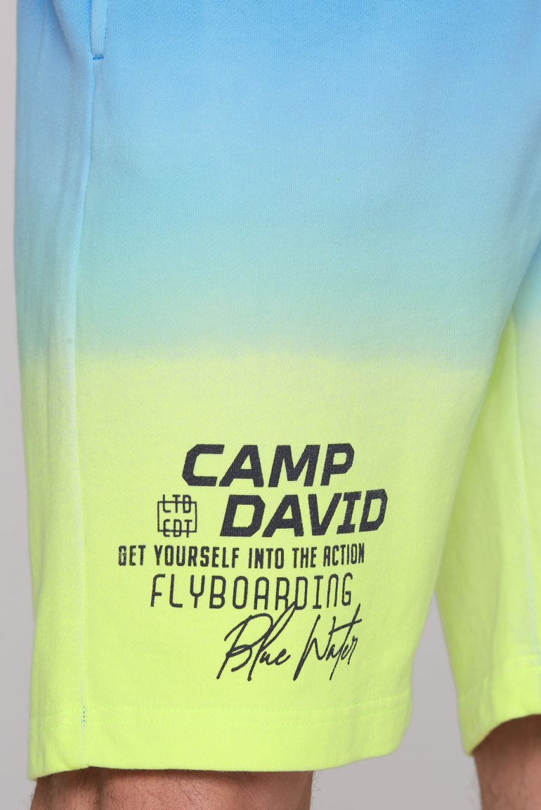 Sweatshorts Dip Dye mit Logo Prints