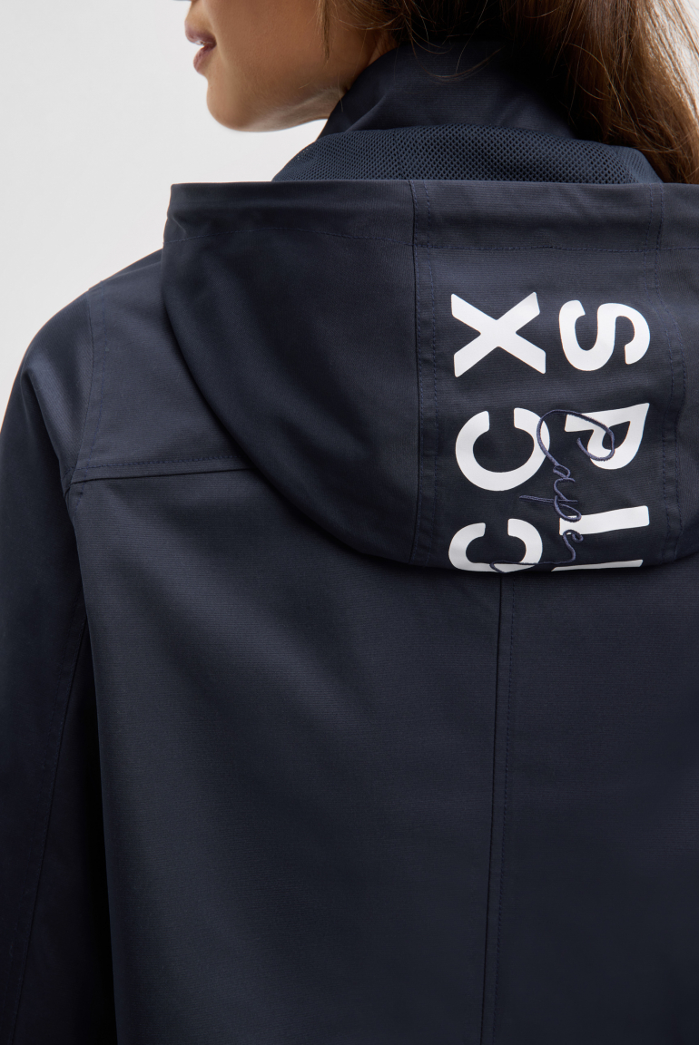 Kurzjacke mit Kapuze und Artworks