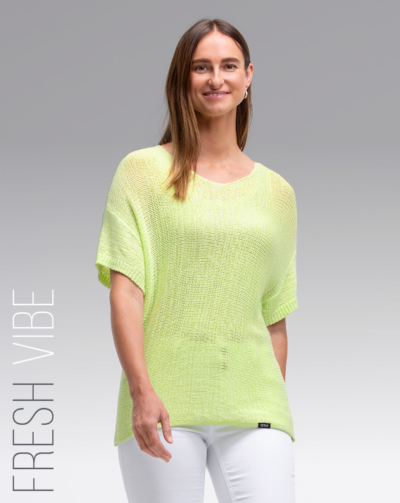 Model trägt Sommerlook